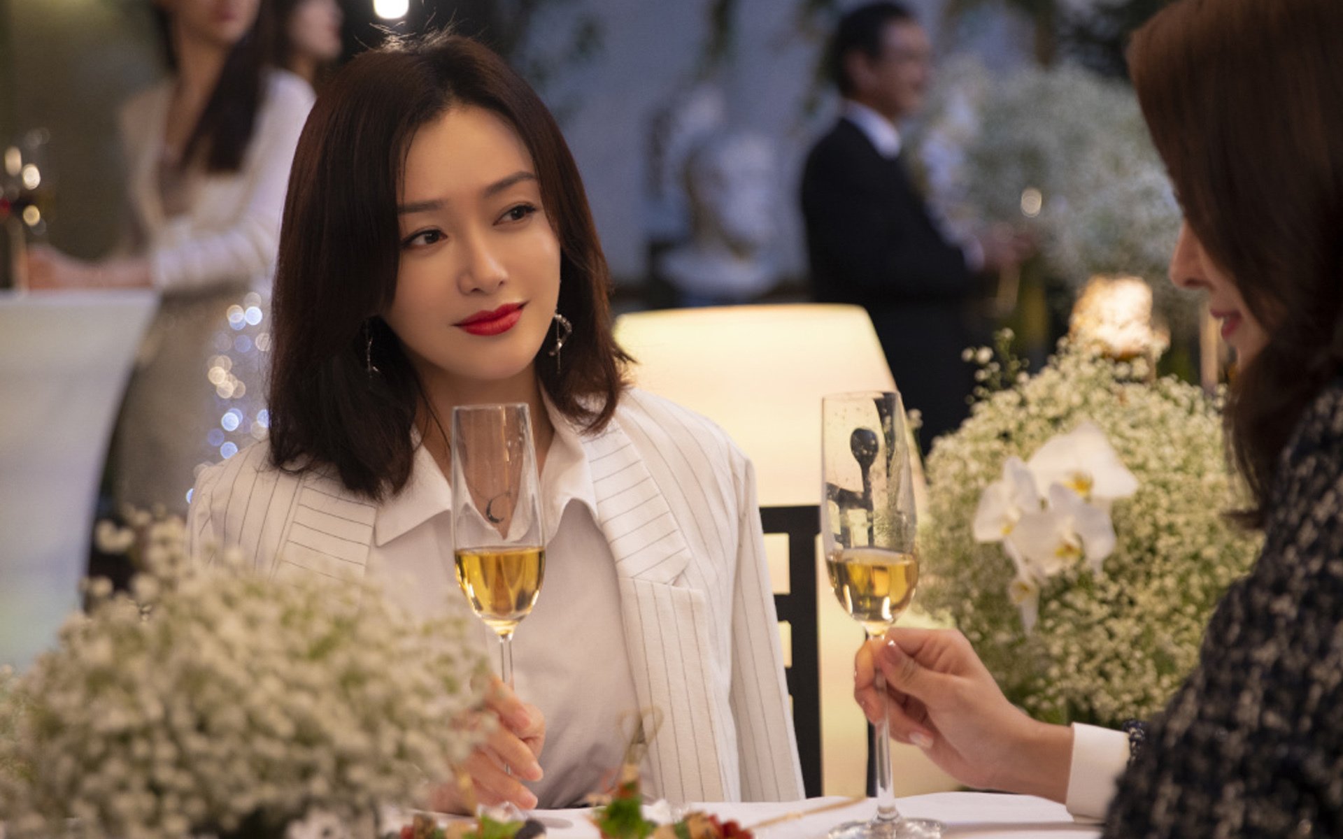 开云体育在线下载-高密度赛程下的轮换策略成为胜负分水岭